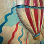 Grand panneau décoratif « GEO BLUNT’S BALLOON FLIGHT – RICHMOND 1816 », bois sculpté et peint, montgolfière en relief (vers 1970-1990)