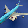 Maquette de présentation d’un Boeing 747-400F de la Korean Air Cargo “Celestial Blue” — 1/250 —