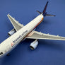 Maquette de présentation d’un Airbus A320-214 de la compagnie "brussels airlines" “Belgian Red Devils” (OO-SND) — 1/200 —