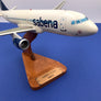 Maquette de bureau Airbus A320 SABENA OO-SNJ – socle bois – 38 cm
