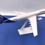 Airbus 330-300 SN Brussels Airlines Scale 1:200. Maquette en plastique, montée. Excellent état.