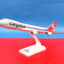 BOEING 747-8F — 🇱🇺 Cargolux Airlines International — modèle de bureau sur socle — échelle 1:250 — 30 cm