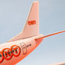 Boeing 737-300F - 🇧🇪 TNT Airways – Maquette de bureau sur socle – Échelle 1/175 – 19 cm
