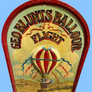 Grand panneau décoratif « GEO BLUNT’S BALLOON FLIGHT – RICHMOND 1816 », bois sculpté et peint, montgolfière en relief (vers 1970-1990)