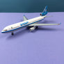 DIE-CAST MODEL — 🇧🇷 VASP Brazilian Airlines — BOEING McDONNELL DOUGLAS MD-11 — HERPA — 1:500 — WITH ORIGINAL BOX —