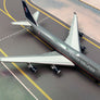 DIE-CAST MODEL — 🇺🇸 United Airlines — Boeing 747-400 — Herpa — 1:500 — WITH ORIGINAL BOX —