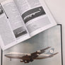 SABENA (1970) Deux photographies encadrées du Boeing 747 immatriculé OO-SGA