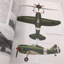 COMBAT AIRCRAFT OF WORLD WAR II 1942-1943 (EXTRA LARGE FORMAT - POSTER BOOK 28 cm x 39 cm)
