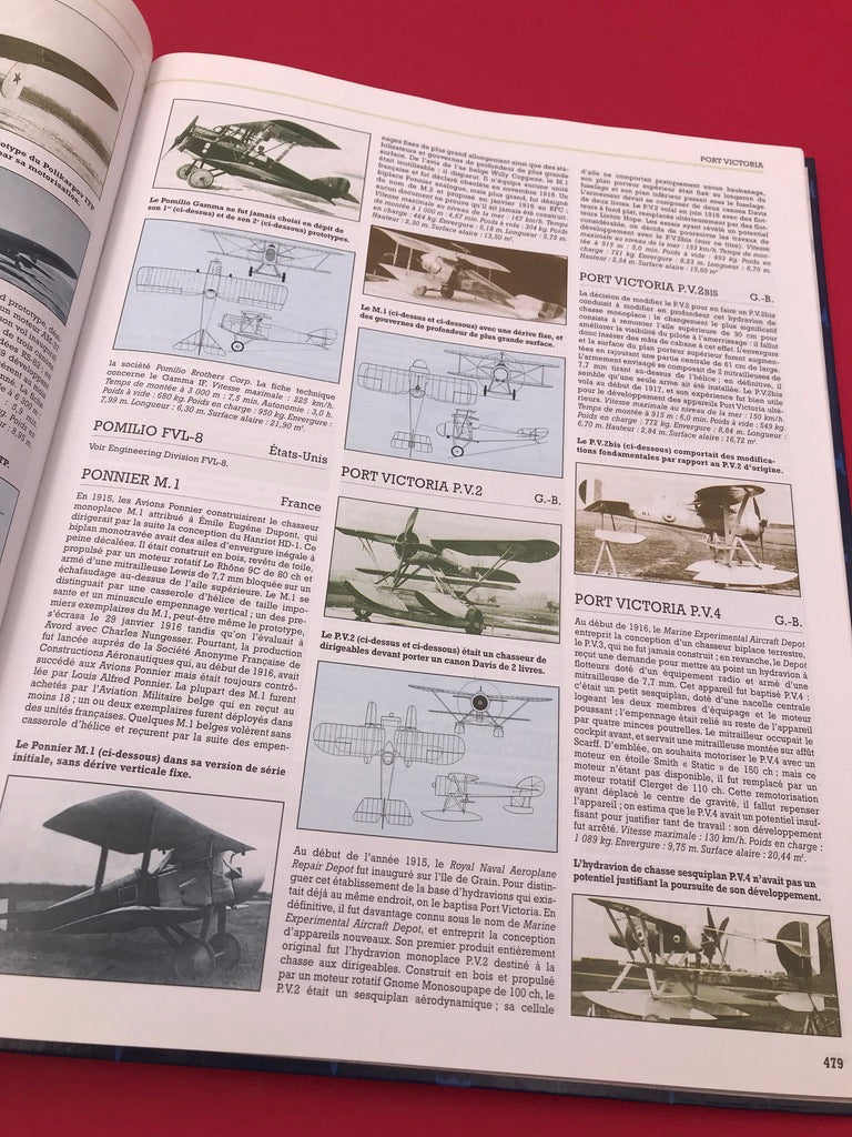 LE GRAND LIVRE DES CHASSEURS — L’encyclopédie illustrée de tous les avions de chasse et tous les détails de leur fabrication —