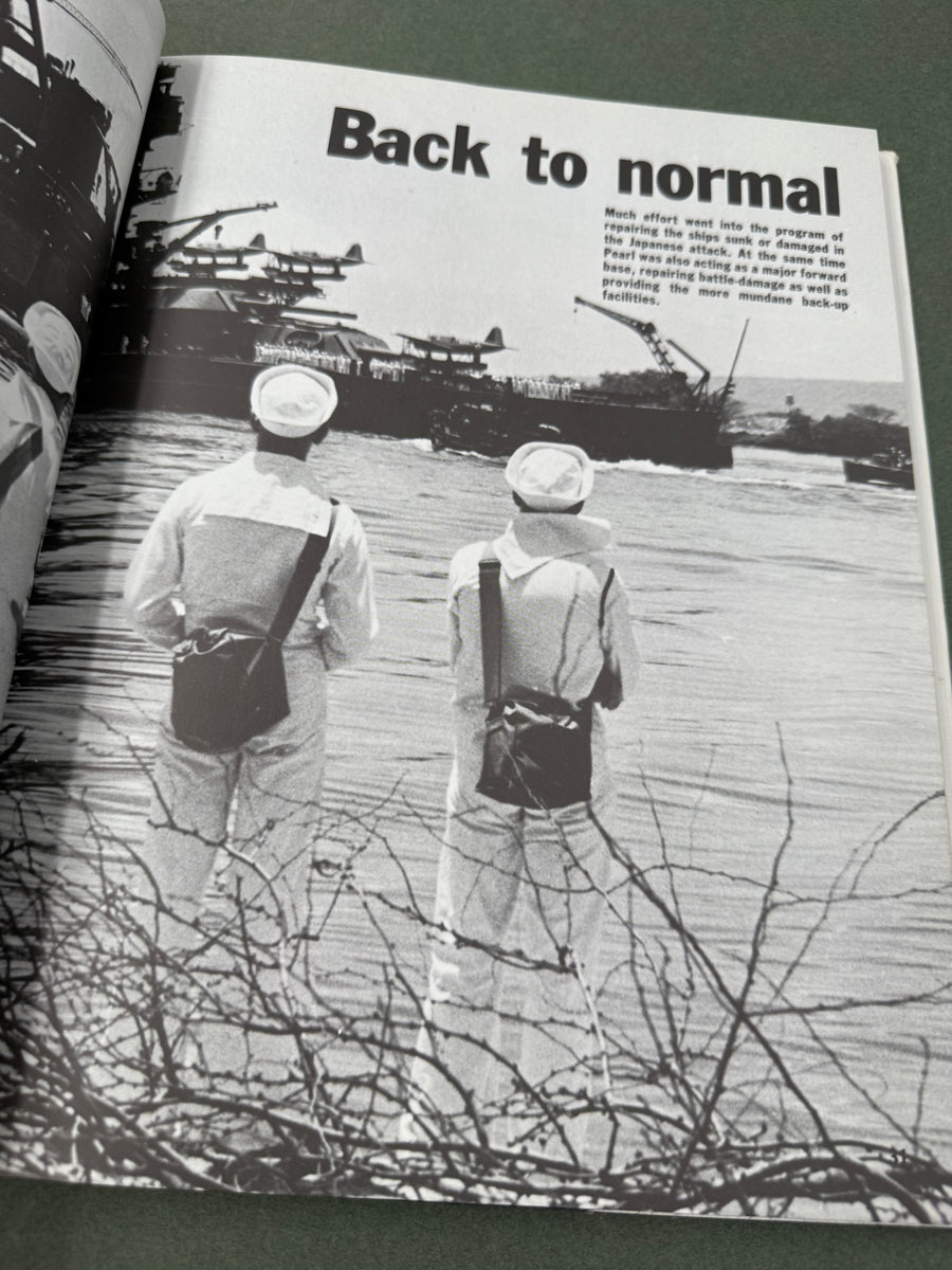 THE PACIFIC WAR — As seen by US Navy photographers during World War 2 —