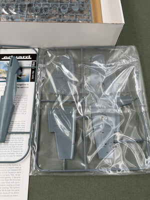 MAQUETTE À MONTER - Spitfire Mk.IIb ProfiPack Edition Eduard | No. 82154 | 1:48