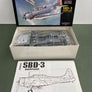 MAQUETTE À MONTER - SBD-3 Dauntless Naval Dive Bomber from the Battle of the Coral Sea, May 1942 Accurate Miniatures | N° 3411 | 1:48 **LIKE NEW INSIDE UNOPENED**