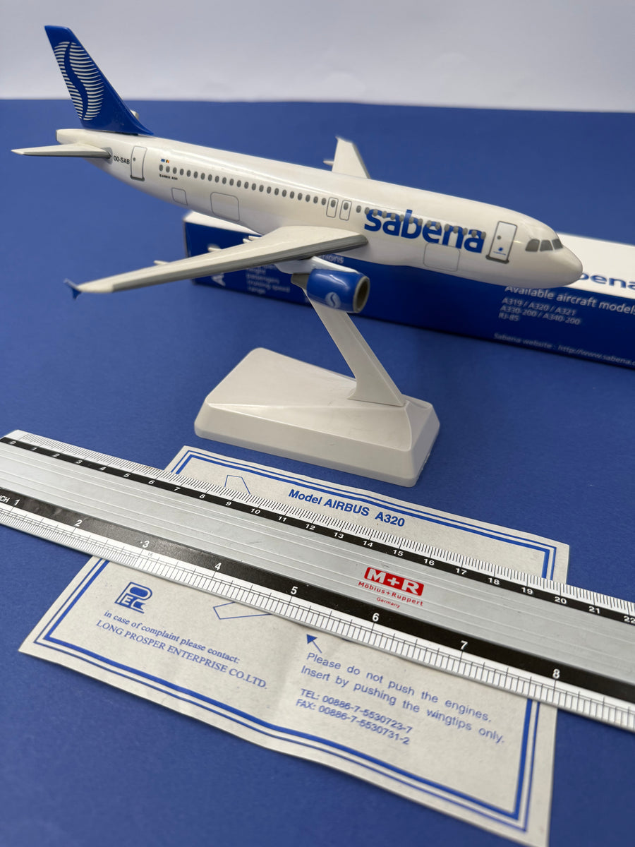 Airbus A320, SABENA, scale model 1 / 200 along with its box