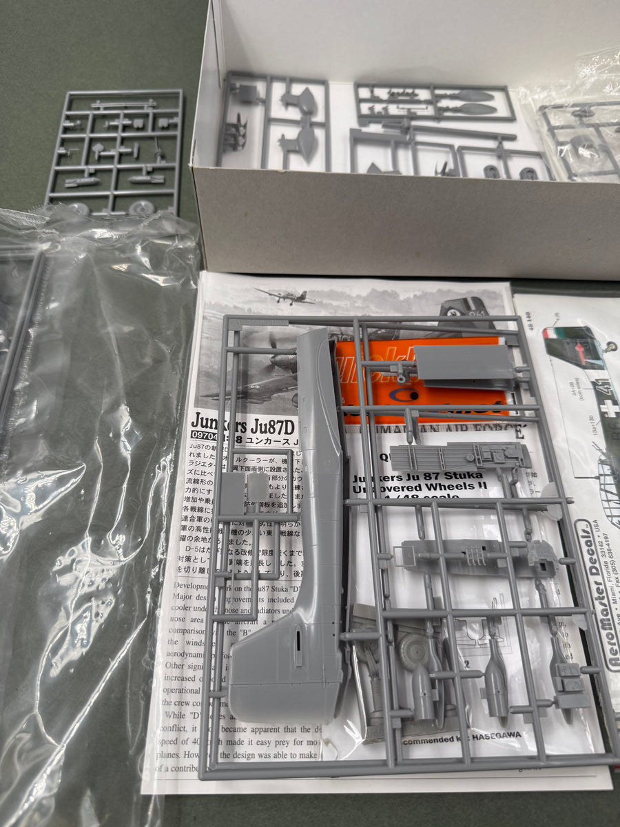 MAQUETTE À MONTER - Junkers Ju 87D Stuka `Rumanian Air Force´ Hasegawa | No. 09704 | 1:48