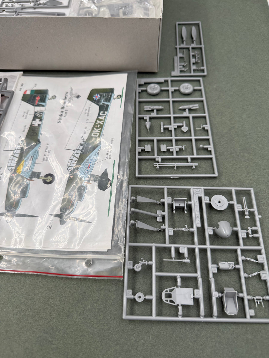 MAQUETTE À MONTER - Junkers Ju 87D Stuka `Rumanian Air Force´ Hasegawa | No. 09704 | 1:48