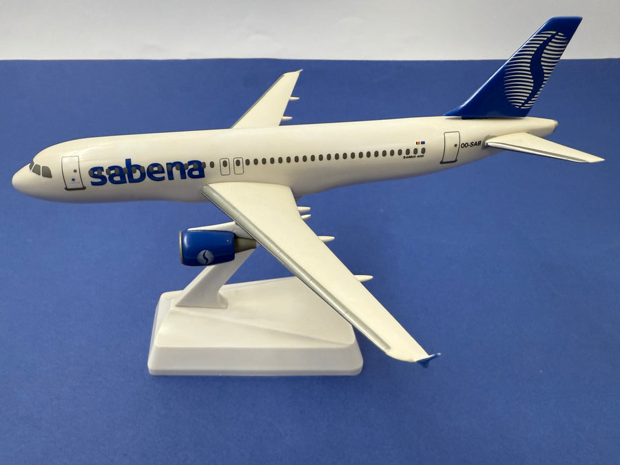 Airbus A320, SABENA, scale model 1 / 200 along with its box