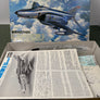 MAQUETTE À MONTER - McDonnell Douglas F-4E Phantom II [30th Anniversary] Phantom Family Hasegawa | No. 07103 | 1:48