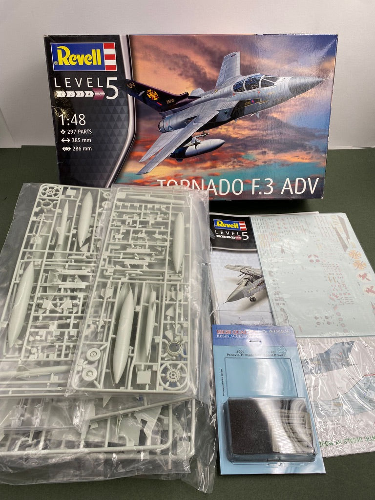 MAQUETTE À MONTER - Tornado F.3 ADV Revell | N° 03925 | 1:48