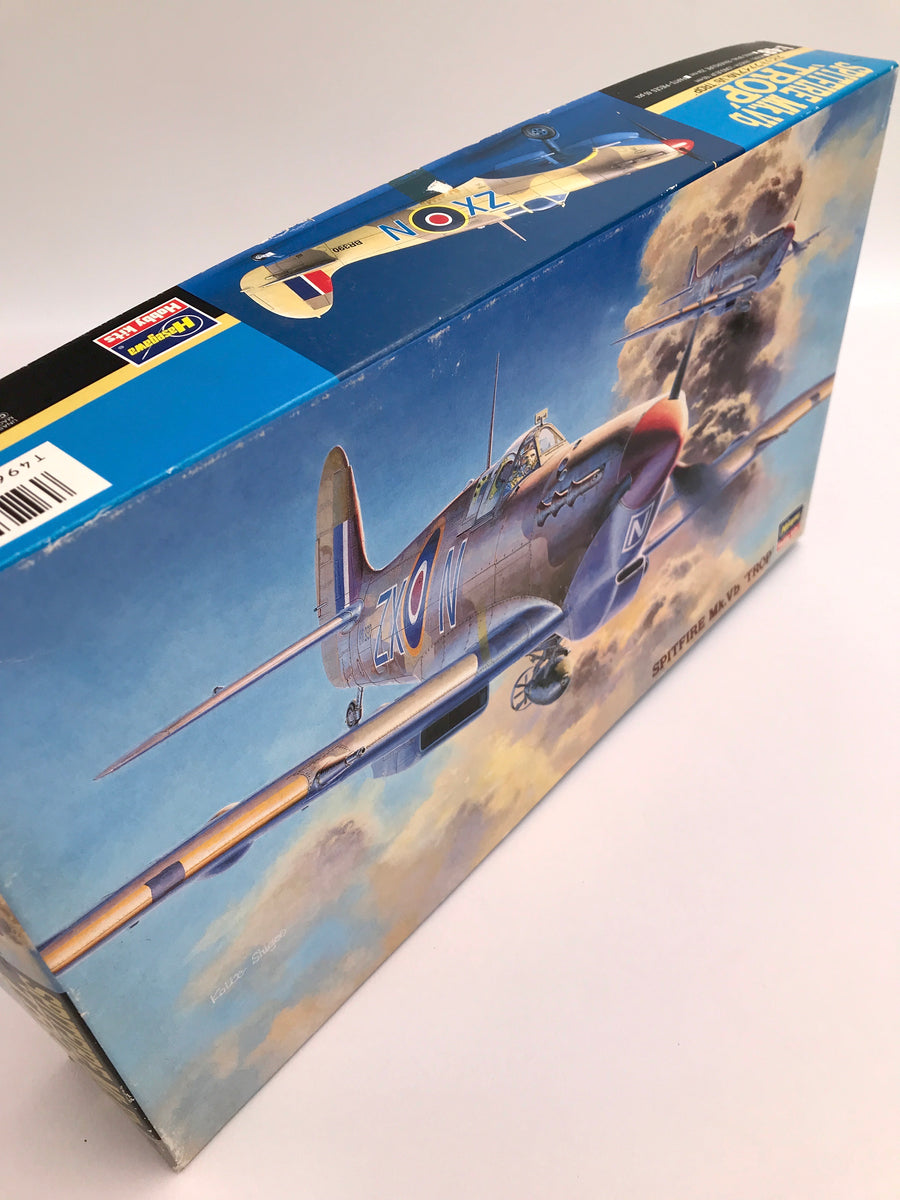 Maquette à monter - SPITFIRE Mk.Vb 'TROP' Hasegawa 1/48e  (COMME NEUF - INTÉRIEUR NON OUVERT)