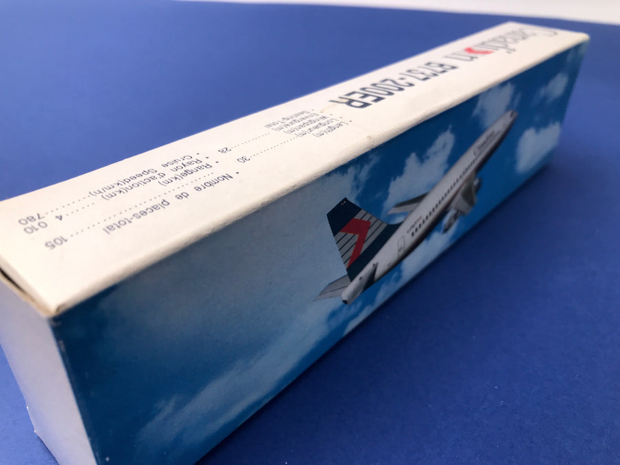 Maquette plastique à monter - Boeing 737-200 - Canadian Airlines (1987-1999) -