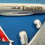 Airbus A380-800 — 🇦🇪 Emirates — maquette de bureau en plastique — échelle 1:250