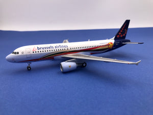 **DIE-CAST ** brussels airlines Airbus A330 "Belgian Red Devils" OO-SND 1:400 [HERPA] (2014)