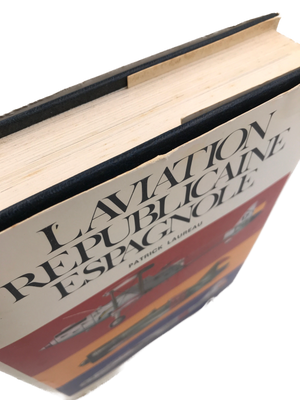DOCAVIA N°8 - L'AVIATION REPUBLICAINE ESPAGNOLE (en réduction, bas de la jaquette un peu abîmée)