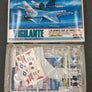 MAQUETTE À MONTER - RA-5C Vigilante ARII | N° A234-200 | 1:144 **LIKE NEW INSIDE UNOPENED**