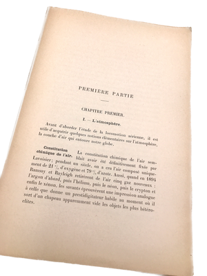 LES AÉROMOBILES (couverture et pages intérieures : bon état, la tranche légèrement endommagée, voir photos