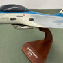 Maquette du F-16 XL, prototype expérimental — 40 cm x 26 cm —