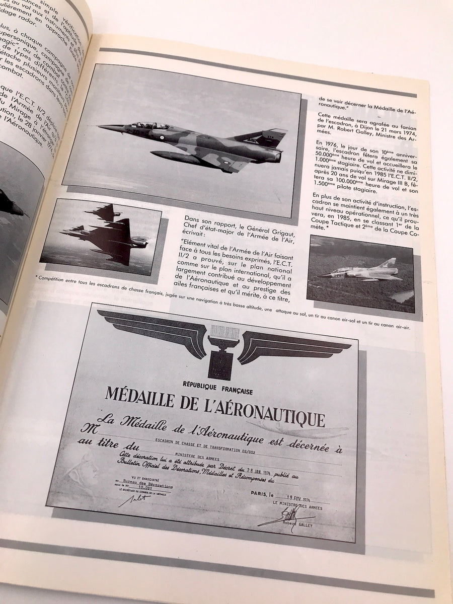 MIRAGE III MIRAGE 2000 - ECT 2/2 CÔTE D'OR 1966-1986 (plaquette numérotée 863)