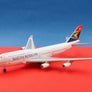 DIE-CAST MODEL — 🇿🇦 South African Airways — Boeing 747-400 — Herpa — 1:500 — WITH ORIGINAL BOX —