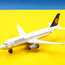 DIE-CAST MODEL — 🇩🇪 Lufthansa — Airbus A320-200 — Herpa — 1:500 — WITH ORIGINAL BOX —