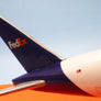 Boeing 777F FedEx Express — 🇺🇸 FedEx Express — maquette de bureau — Socatec Aircraft Models — env. 1:200