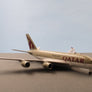 DIE-CAST MODEL — 🇶🇦 Qatar Airways — Airbus A380 — Herpa — 1:500 — WITH ORIGINAL BOX —