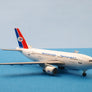 DIE-CAST MODEL — 🇾🇪 Yemenia — Airbus A310-300 — Herpa — 1:500 — WITH ORIGINAL BOX —
