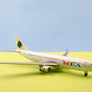 DIE-CAST MODEL — 🇱🇧 MEA (Middle East Airlines) — AIRBUS A330-200 — HERPA — 1:500 — WITH ORIGINAL BOX —