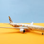 DIE-CAST MODEL — 🇦🇪 Etihad Airways — Boeing 787-9 Dreamliner — Choose Italy — Herpa — 1:500 — WITH ORIGINAL BOX —