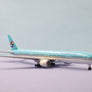 DIE-CAST MODEL — 🇰🇷 Korean Air — Boeing 777-300 — Herpa — 1:500 — WITH ORIGINAL BOX —