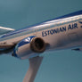 Boeing 737-500 — 🇪🇪 Estonian Air — maquette de bureau en plastique — échelle ± 1:200