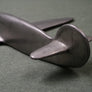 Avion stylisé Art déco en étain — inspiration Ambrosini SAI.7 / Heinkel He 70 — vers 1935-1950