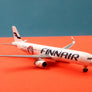 DIE-CAST MODEL — 🇫🇮 Finnair — Airbus A321 — Santa Claus — Herpa — 1/500 — WITH ORIGINAL BOX —