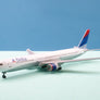 DIE-CAST MODEL — 🇺🇸 Delta Air Lines — Boeing 767-400 — Herpa — 1:500 — WITH ORIGINAL BOX —