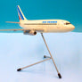 Boeing 737-200 - 🇫🇷 AIR FRANCE - maquette de bureau Skyland Models England — 1:100 — 29 × 27 cm