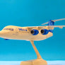 Avro RJ85 - 🇧🇪 Sabena - maquette de bureau en plastique avec support – 1:100 - 28 cm