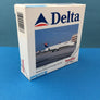 DIE-CAST MODEL — 🇺🇸 Delta Air Lines — McDonnell Douglas MD-88 — Herpa Wings — 1:500 — WITH ORIGINAL BOX —