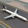 DIE-CAST MODEL — 🇺🇸 Continental Airlines — Boeing 757-300 — Herpa — 1:500 — WITH ORIGINAL BOX —