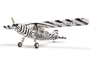 Do 27 „ Grzimek “ Serengeti Version 1:32 (Maquette à construire en plastique) ***TOP OFFER ***