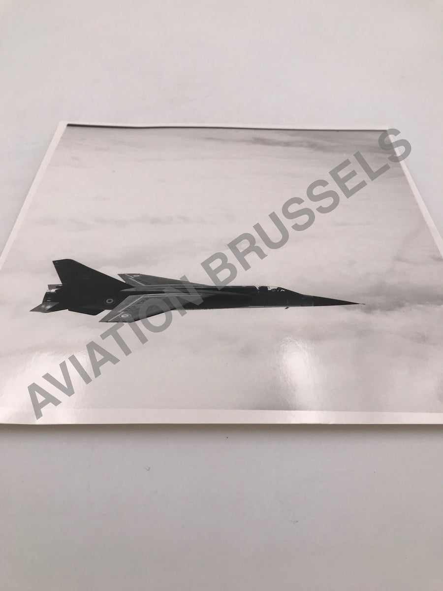 PHOTO : Dassault Mirage F1 C ( 30 - MP ) de l'Escadron de Chasse 2 / 30 " Normandie - Niémen " ( 30ème Escadre de Chasse )