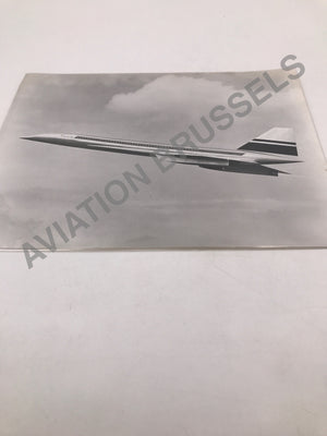 PHOTO : Photographie publicitaire montrant un Concorde en plein vol